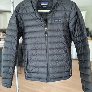 Patagonia Men's Black Puffer Jacket
